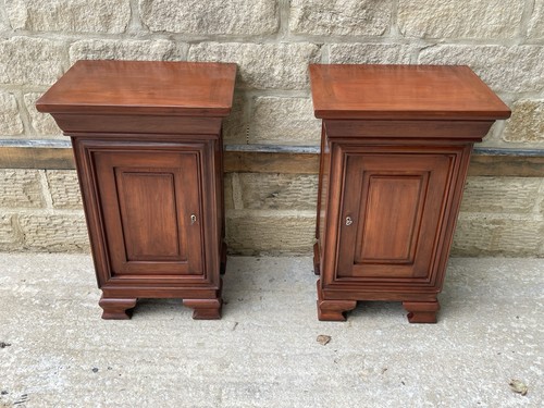 Pair vintage and - of,