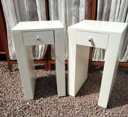 Matching pair white - of, shine
